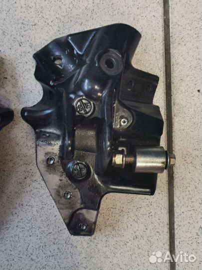 Упор амортизатора Arctic Cat M1100