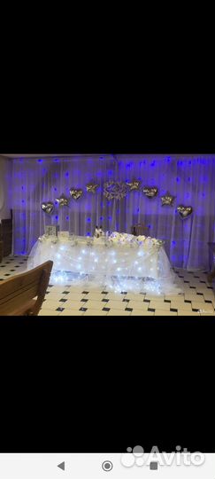 Скатерть и украшения для праздничного стола