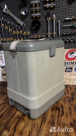 Автомобильный холодильник coldstar 100