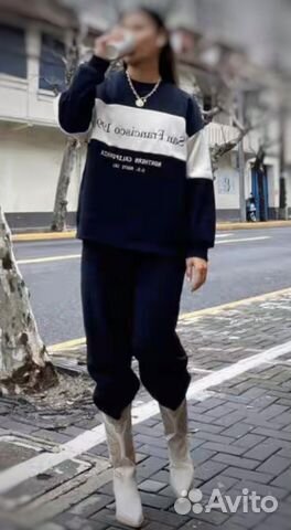 Костюм спортивный