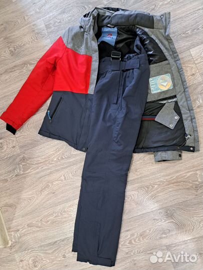 Горнолыжный костюм женский