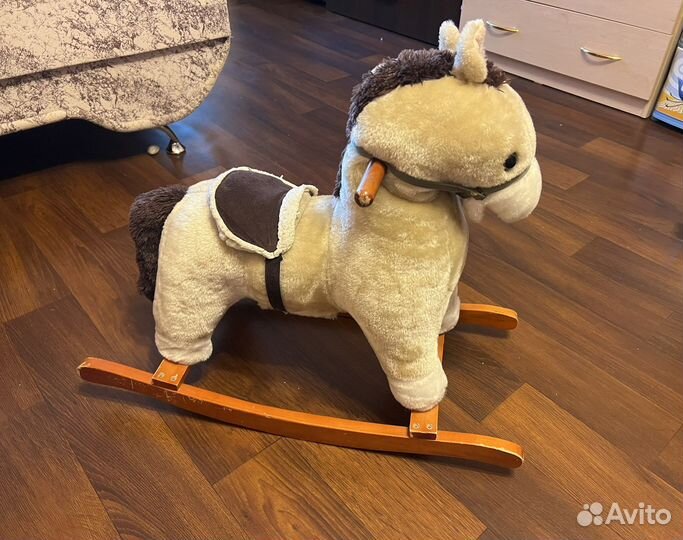 Качалка лошадь со звуковыми эффектами