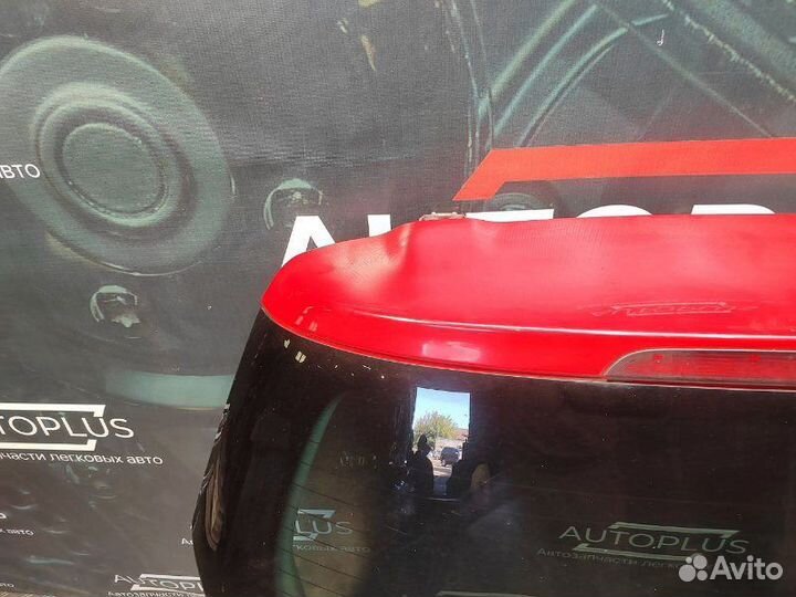 Крышка багажника Mazda Premacy 2.0 FS 2002