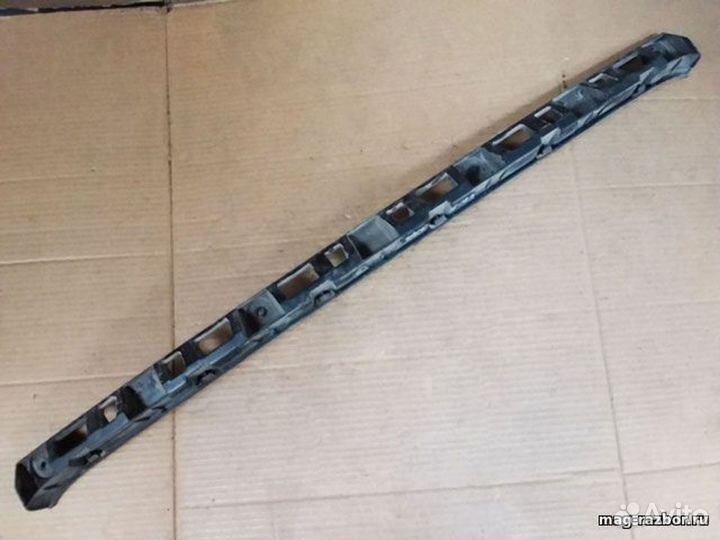 Крепление заднего бампера Volkswagen Polo V центр