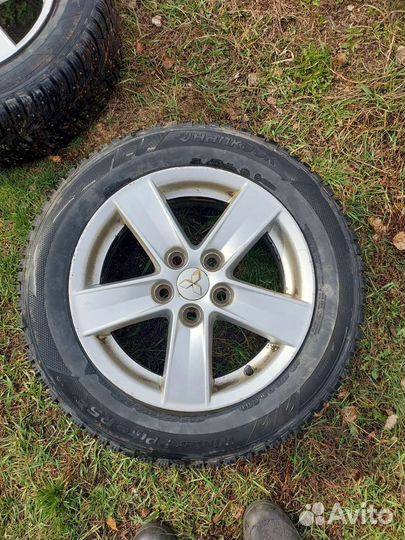 Hankook Winter I'Pike RS2 W429 205/60 R16