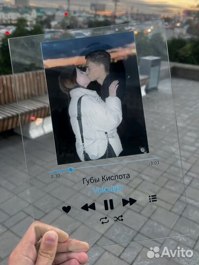 Фоторамка с музыкой на стекле