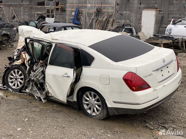 Авто разбор Нисан Тиана. Скупаем Битых авто