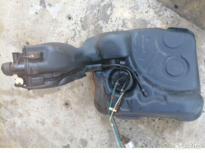 Топливный бак на Фольксваген