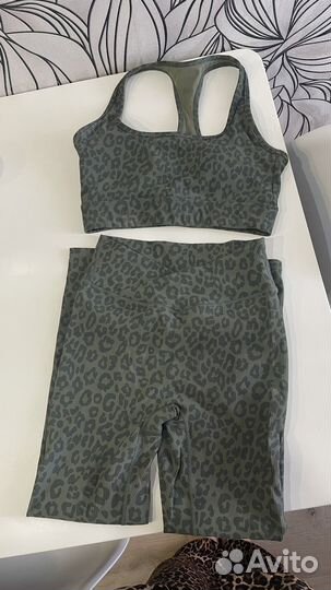 Костюм для фитнеса женский 46