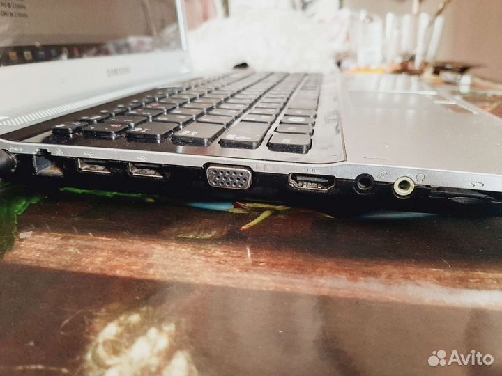 Ноутбук samsung rv520 с SSD