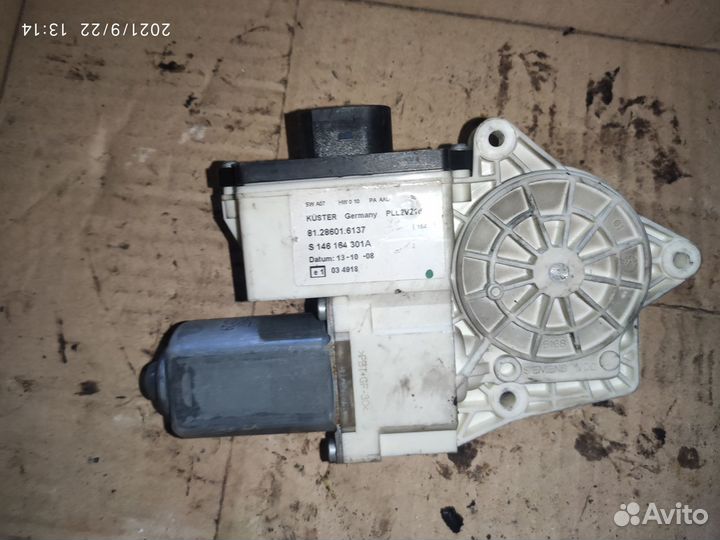 81286016137 Моторчик стеклоподъемника MAN