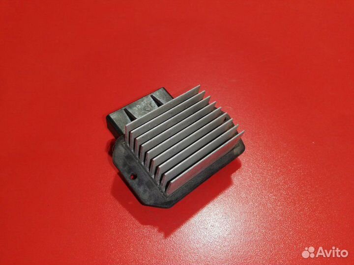 Реостат отопителя Toyota Allex NZE124 1NZ-FE