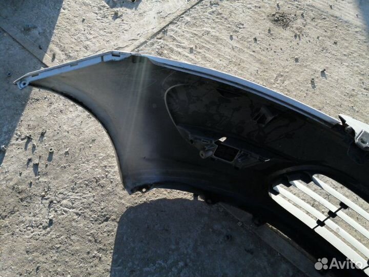 Бампер передний Mitsubishi Colt Z21