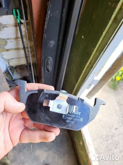 Тормозные колодки передние audi, volkswagen