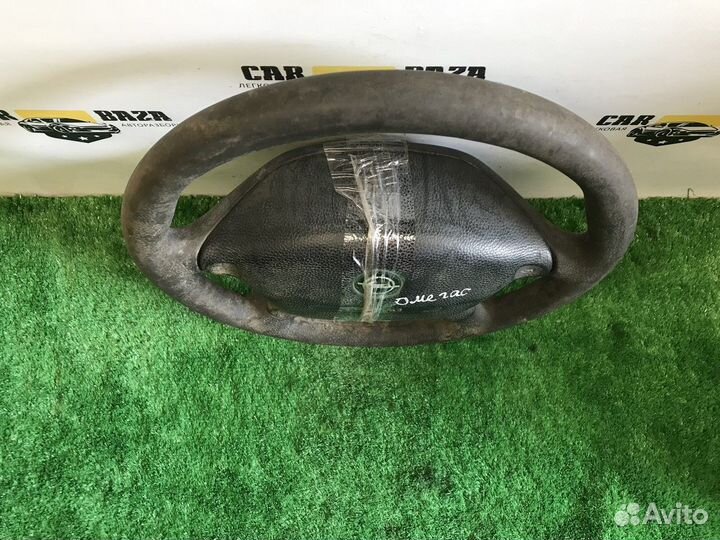 Рулевое колесо Opel Omega