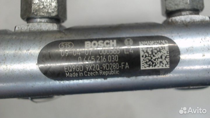 Рампа топливная Jaguar XF 2007–2012, 2009