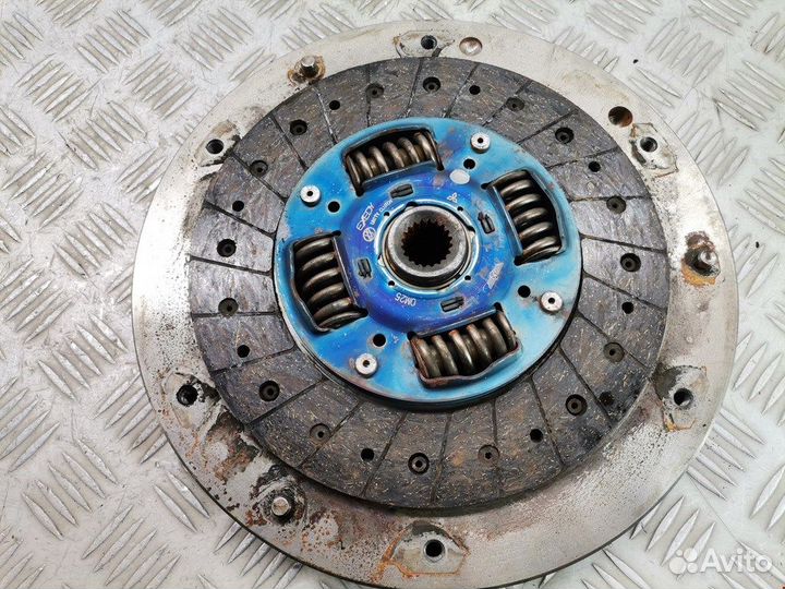 Маховик (демпфер сцепления) для Mitsubishi Carisma