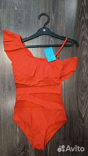 Купальник новый 40 42