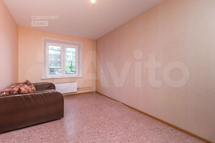 3-к. квартира, 73,4 м², 1/10 эт.