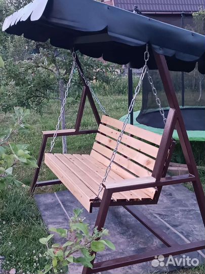 Садовые качели новые