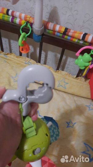 Мобиль на кроватку из фетра