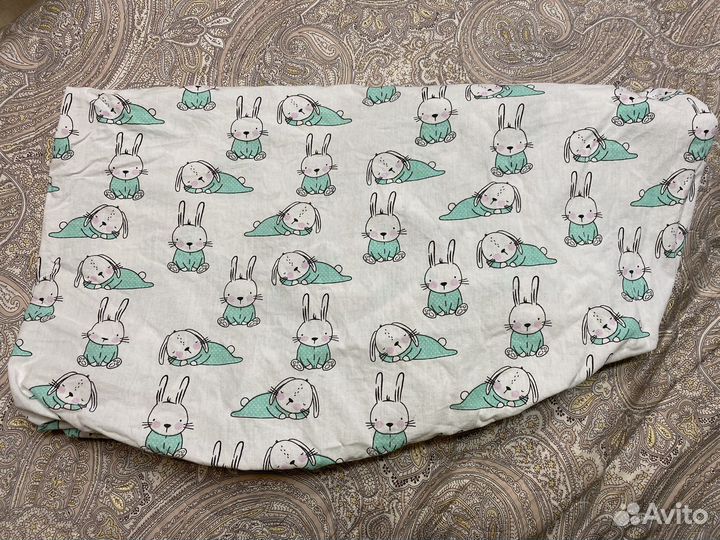 Простынка в детскую кроватку на резинке