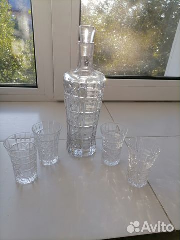 Хрустальный графин и 4 рюмочки
