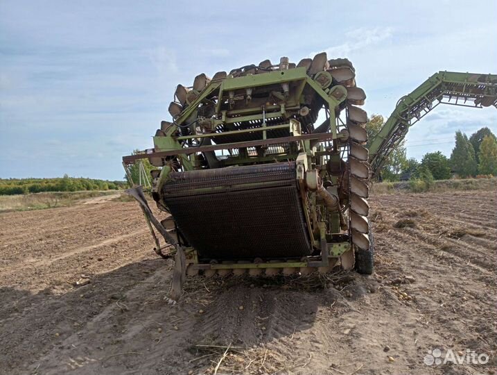 Комбайн Fortschritt Е-686, 1990