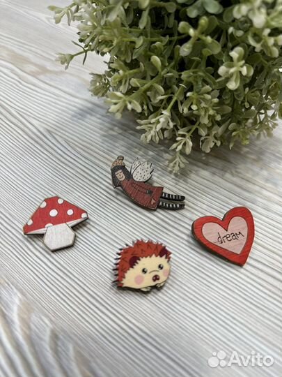 Значки на рюкзак, одежду