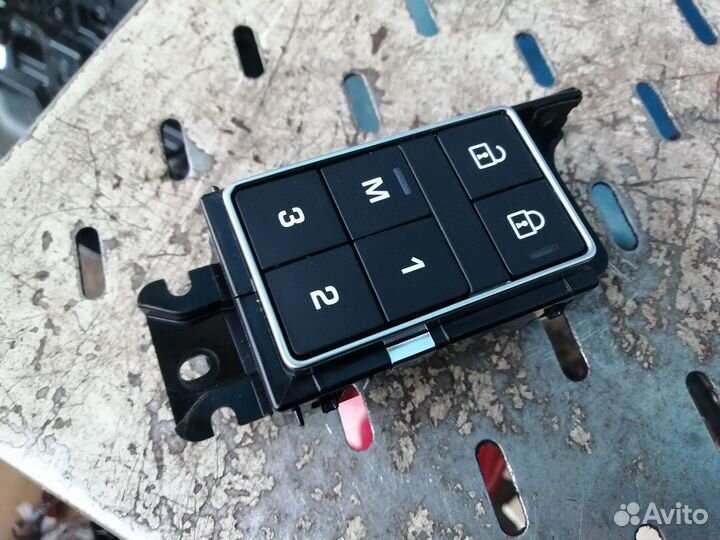 Блок управл памятью сидений Range Rover Sport 2