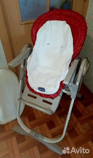 Стульчик для кормления Chicco Polly