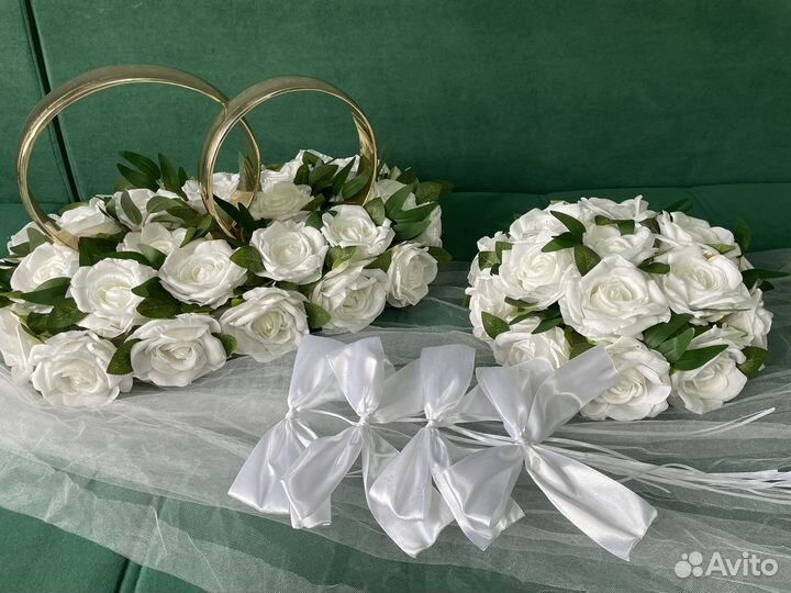 Прокат свадебных украшений на машину