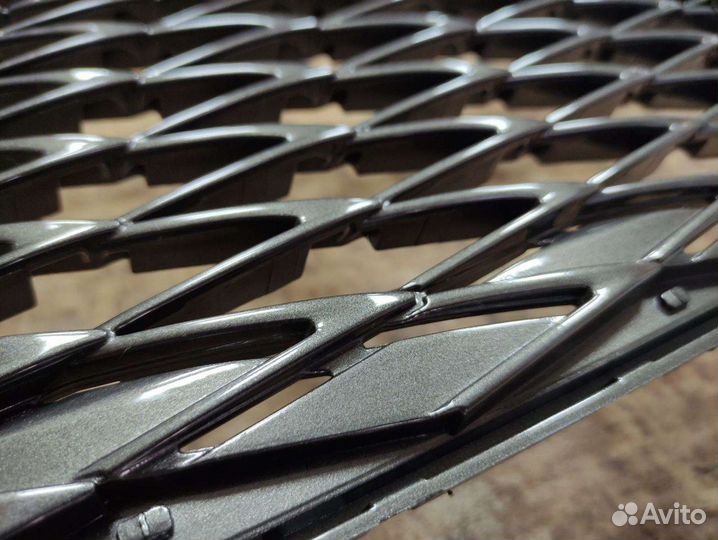 Решетка радиатора Lexus NX F-Sport 2014-2018г