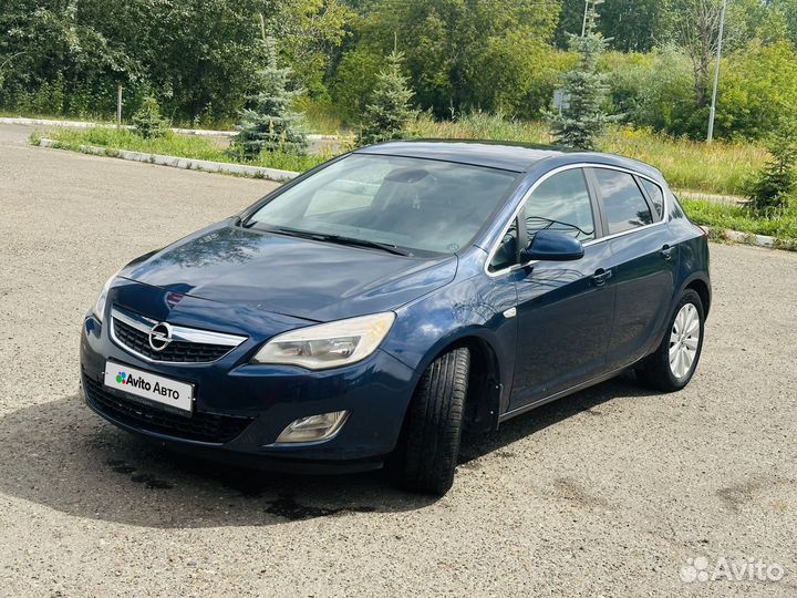 Opel Astra 1.6 AT, 2011, 156 000 км