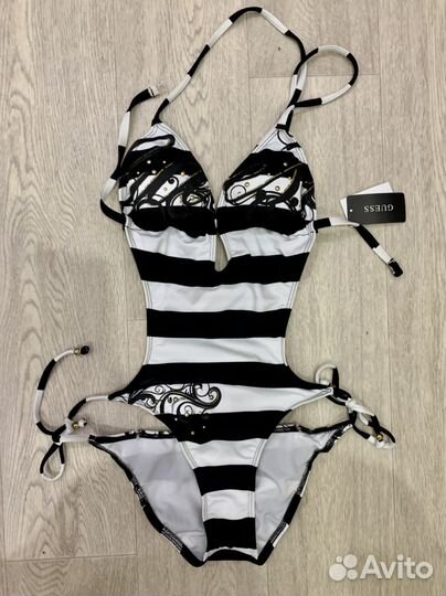Купальники новые Guess оригинал, s