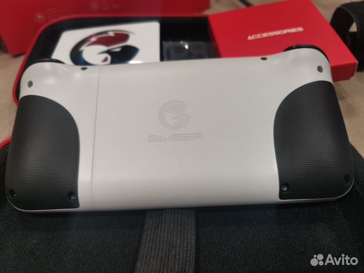 Геймпад GameSir X2 Lightning, белый