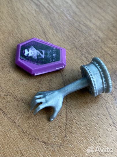 Кукла Monster High (Монстер Хай) Элизабет базовая