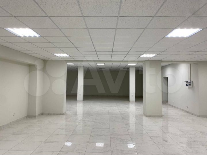 Сдам помещение свободного назначения, 298 м²