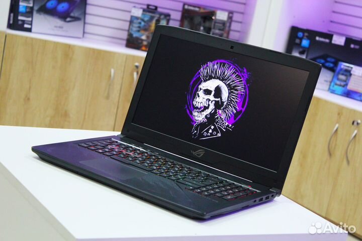 Мощный игровой ноутбук asus ROG Strix