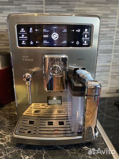 Кофемашина philips saeco xelsis HD8944