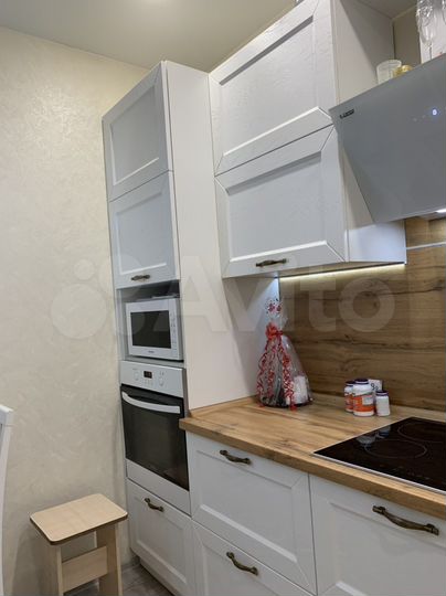 3-к. квартира, 60 м², 4/4 эт.