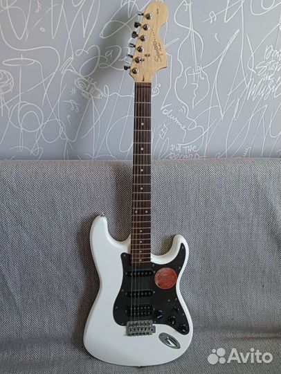 Fender squier affinity stratocaster olympic white