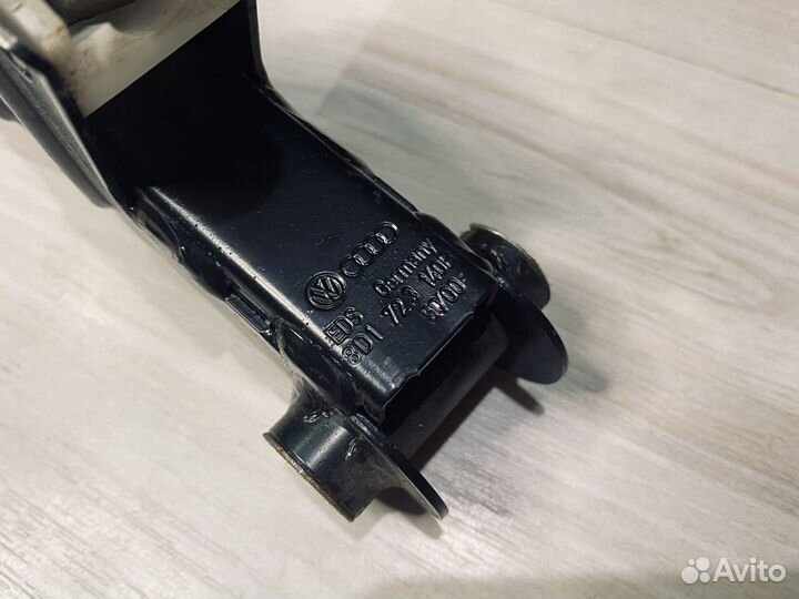 Педаль тормоза VAG 8D1723140B