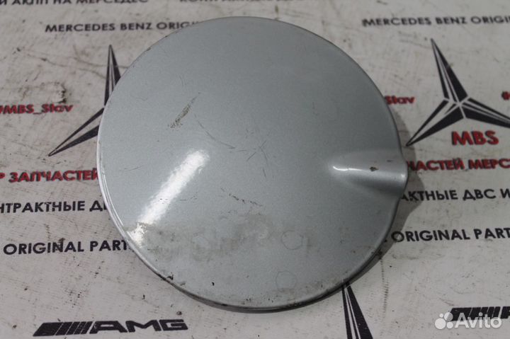 Лючок бензобака мерседес w163 ML серебро