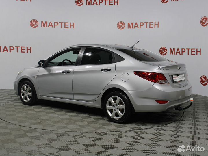 Hyundai Solaris 1.4 AT, 2012, 124 116 км