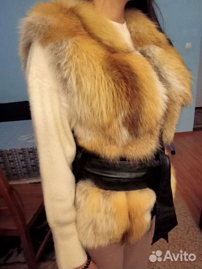 Меховой жилет