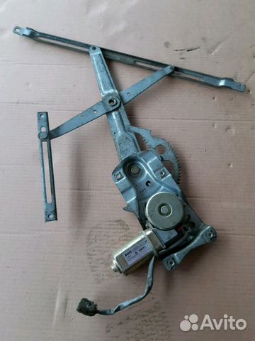 Стеклоподьемник перед. правый. Mazda 626GC