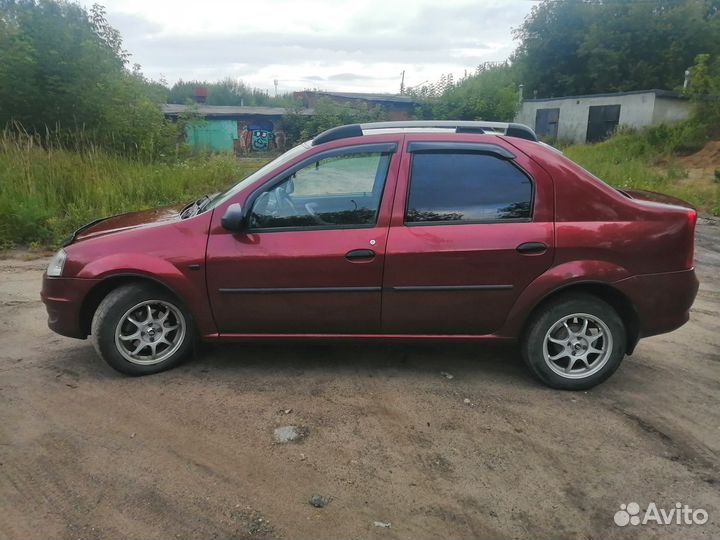 Renault Logan 1.6 МТ, 2011, 300 000 км