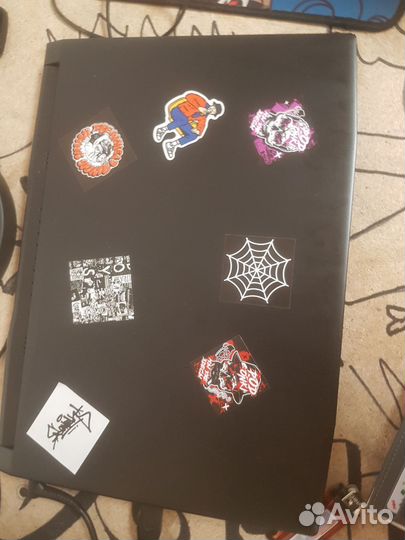 Продаю ноутбук MSI