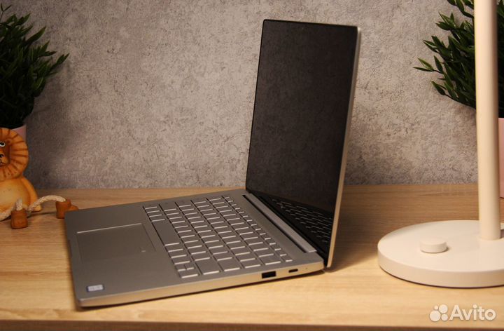Xiaomi Mi Notebook Air 13.3'' i7-8550U, 8/256Гб